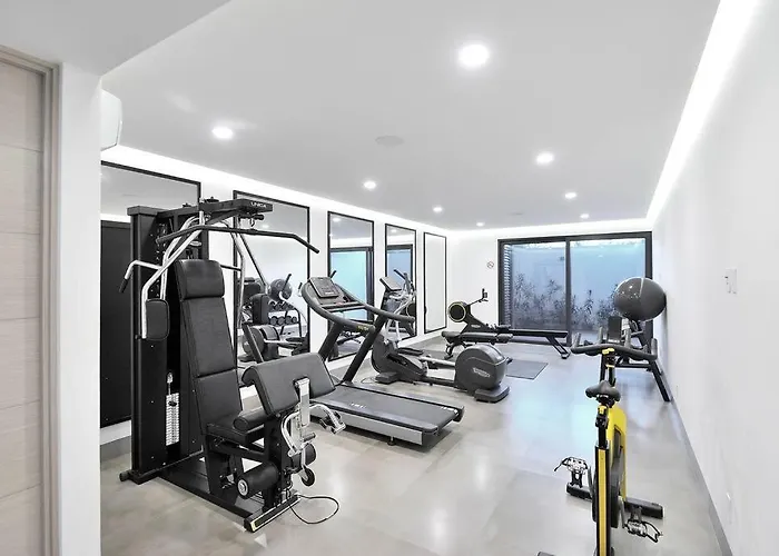Great Location 2bd 2bth Walking Distance To Medano