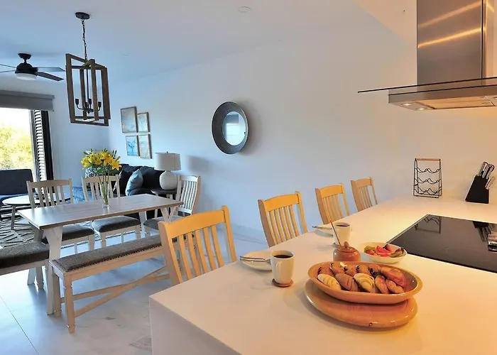 Great Location 2bd 2bth Walking Distance To Medano Apartment