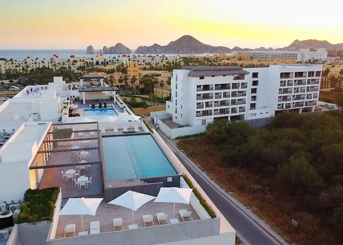 Apartment Great Location 2bd 2bth Walking Distance To Medano *